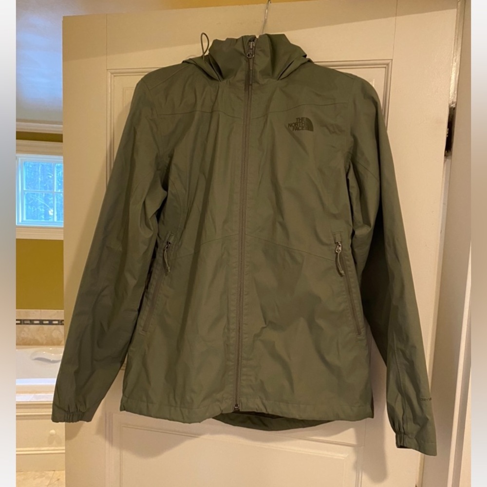The North Face Women’s Hooded Dry Vent Jacket Size M
Color Thyme - Picture 15 of 16